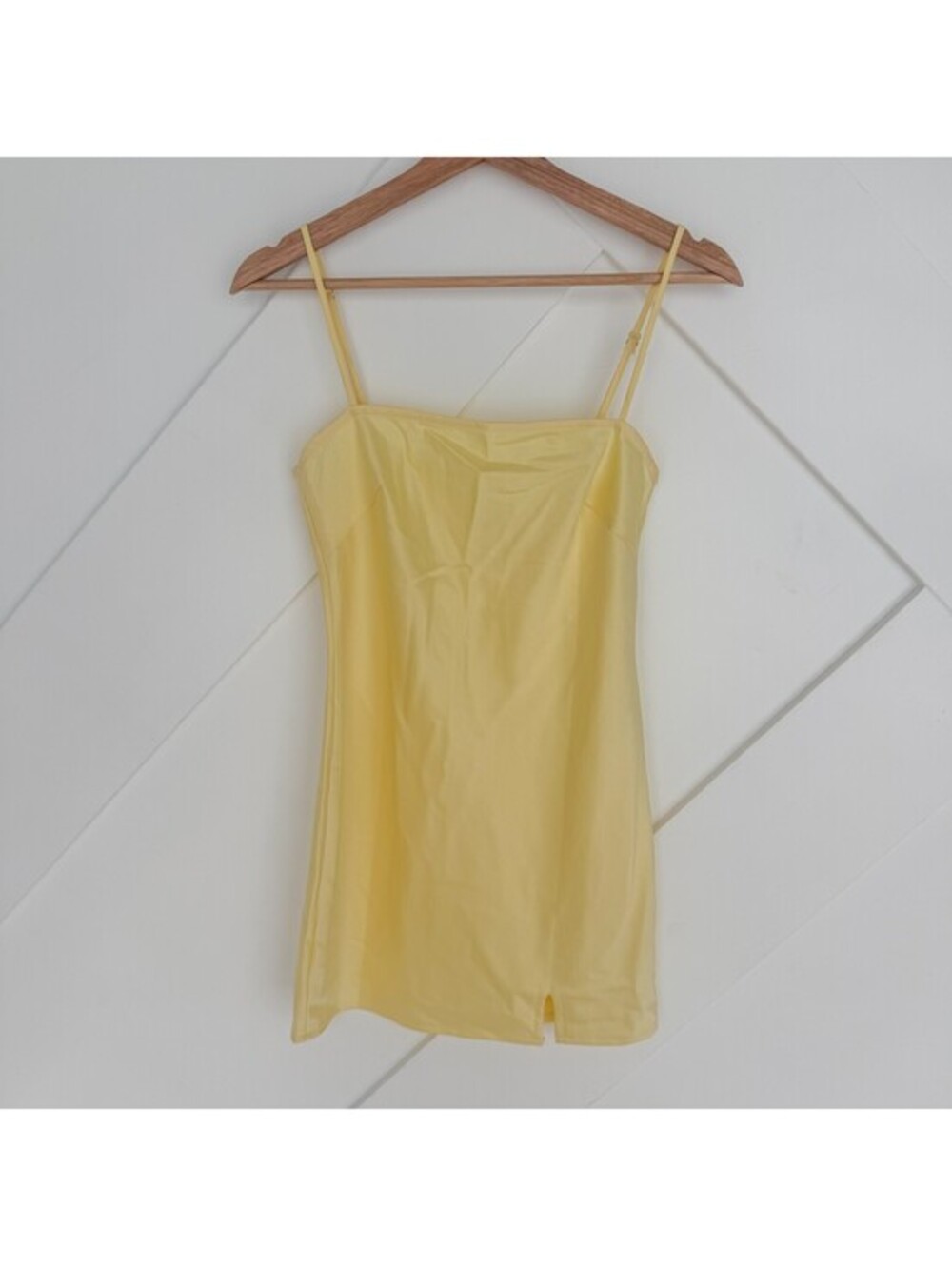 Princess Polly Pastel Y2K Yellow Spaghetti Strap Mini Dress 90s Size 6